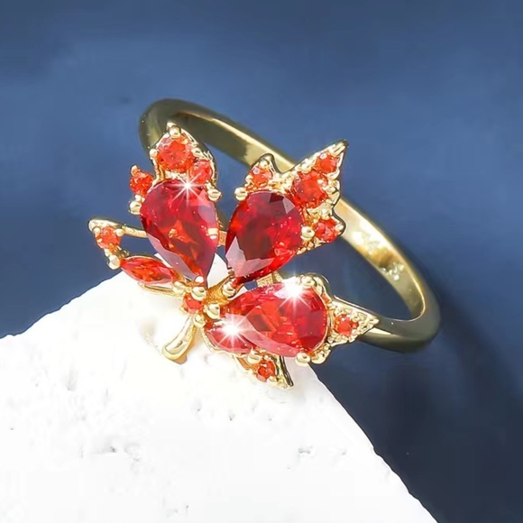Cubic Zirconia Autumn Leaf Ring - Picture 4 of 7